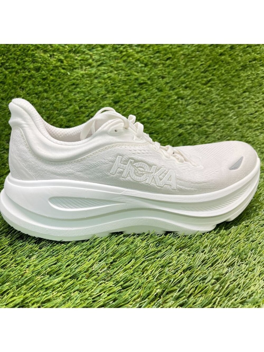 Hoka One One Bondi 9 Womens Size 7.5 Triple White Running Walking Shoes Sneakers